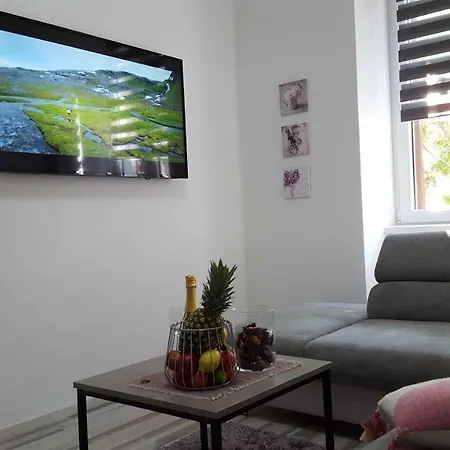 Imperia *** Apartman Póla