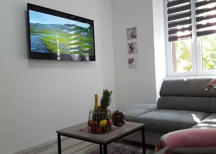 Imperia *** Apartament Pula